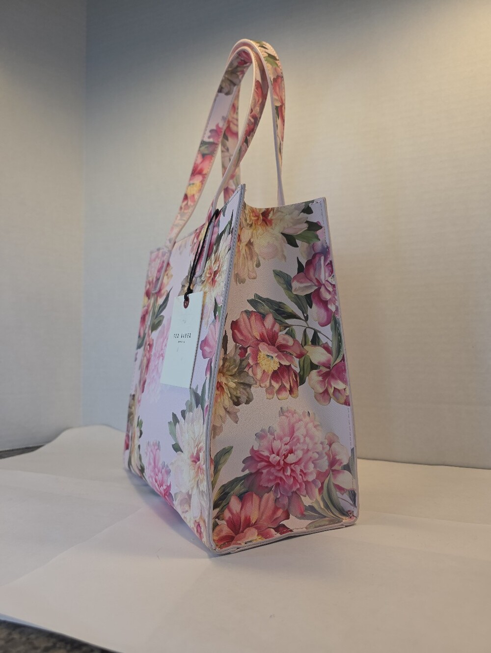 Gorgeous Floral Tote In Pinks And Green By Ted Baker NWT - Picture 2 of 9
